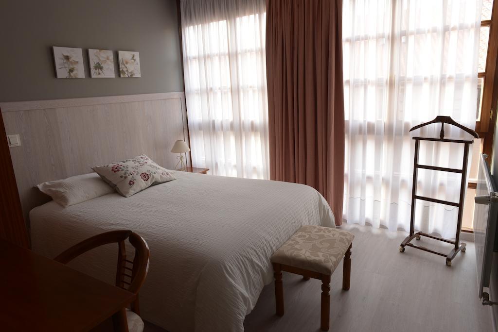 Hotel Rural En Escalante Las Solanas Room photo